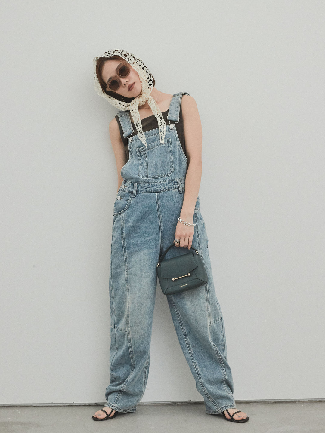 [予約]センターシームデニムサロペット /ライトブルー