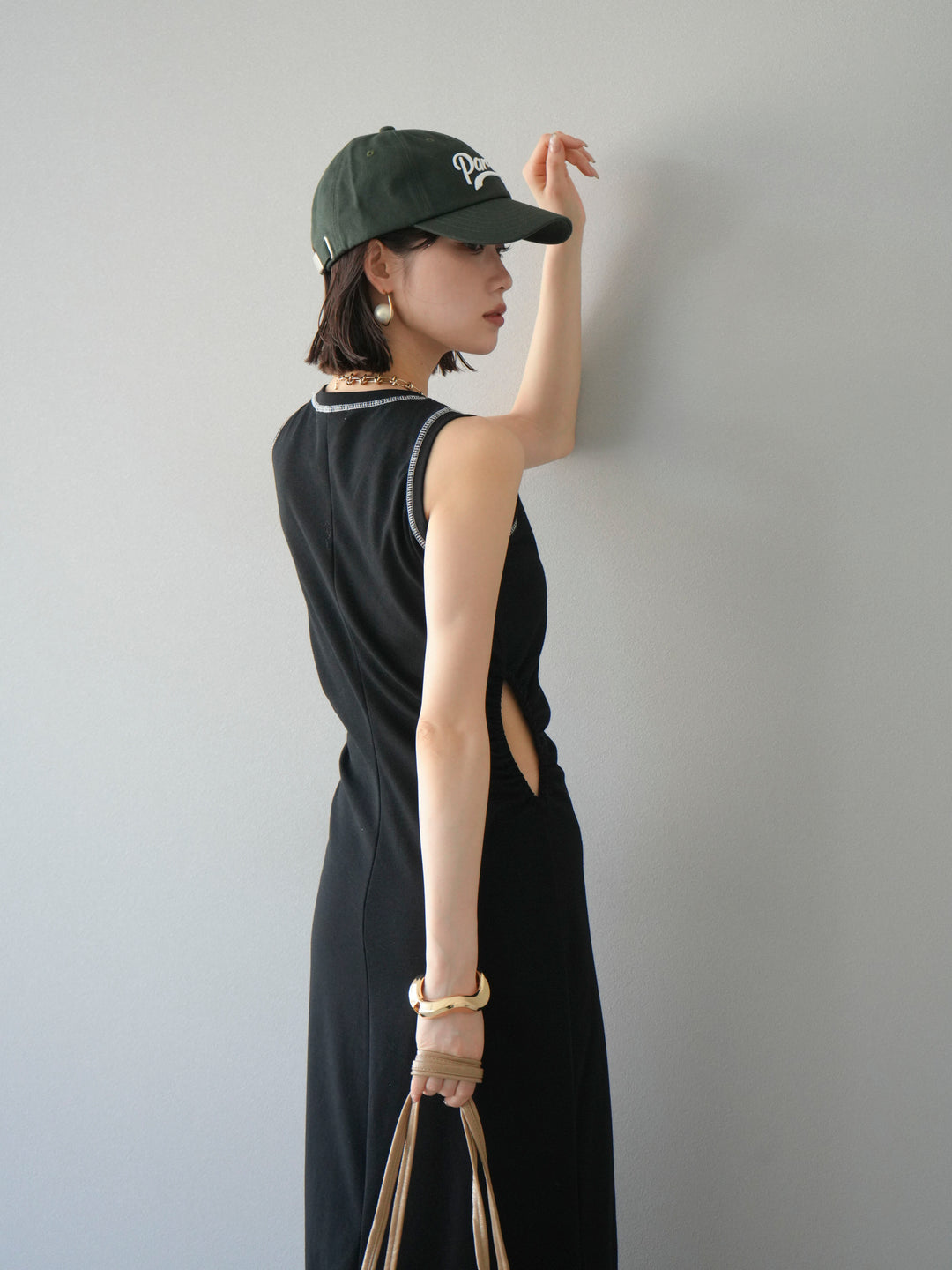 [予約]ウエストオープンステッチカットワンピース/ブラック