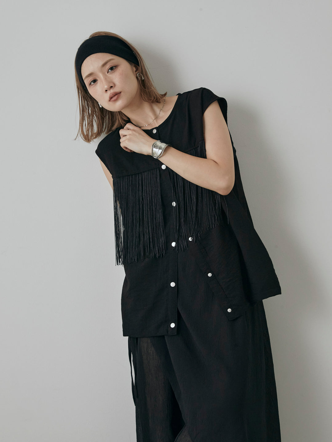 【預購】流蘇無袖上衣/黑色
