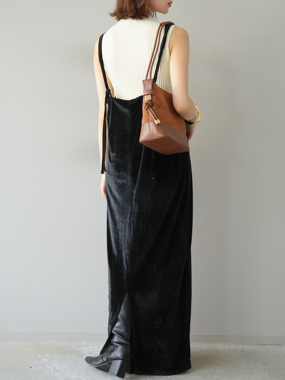 [予約]ボトルネックワッフル編みノースリーブニットトップス/オフホワイト