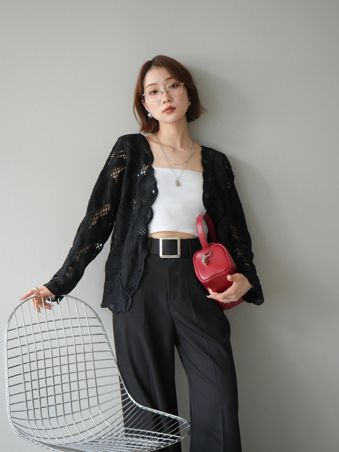 【套裝】3D蕾絲蕾絲上衣+內建胸罩羅紋抹胸吊帶背心（兩件組）