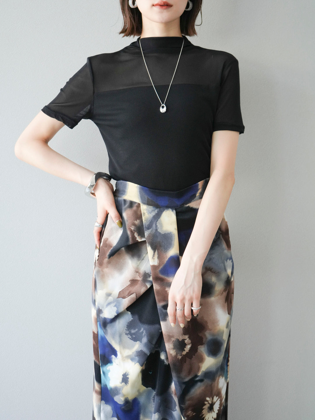 [SET] 透視半袖上衣 + 水彩印花褶襉I字裙 (2set)
