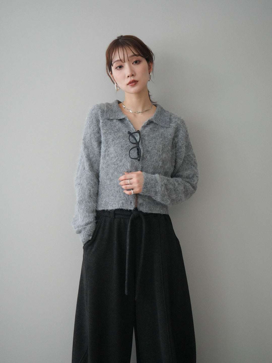 [予約]モヘア衿付きボタンプルオーバー/charcoal