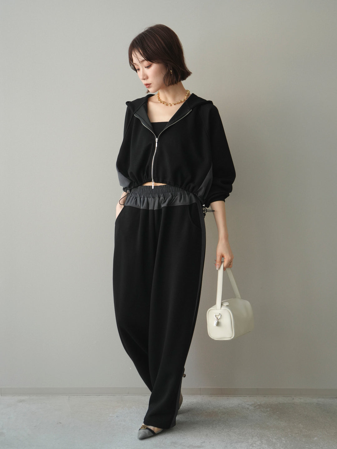 [SET]バイカラー異素材ライトポンチクロップドZIPフーディー+バイカラー異素材サイドラインライトポンチパンツ(2set)