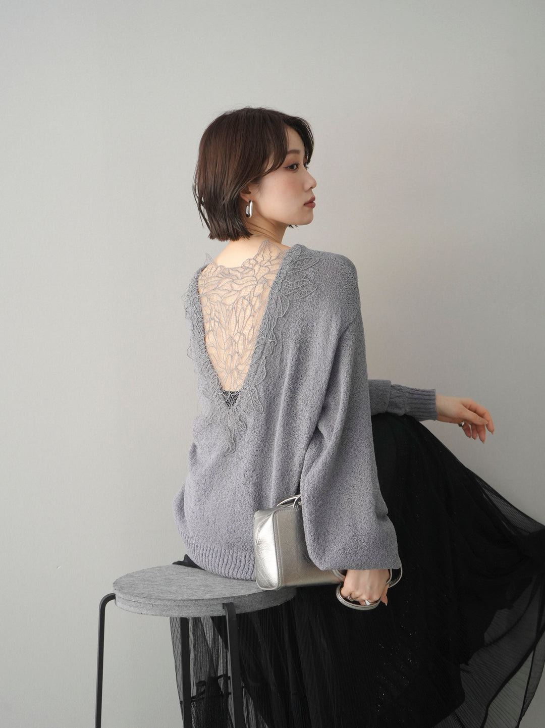 [予約]バックシアーフラワーレースニットプルオーバー/gray