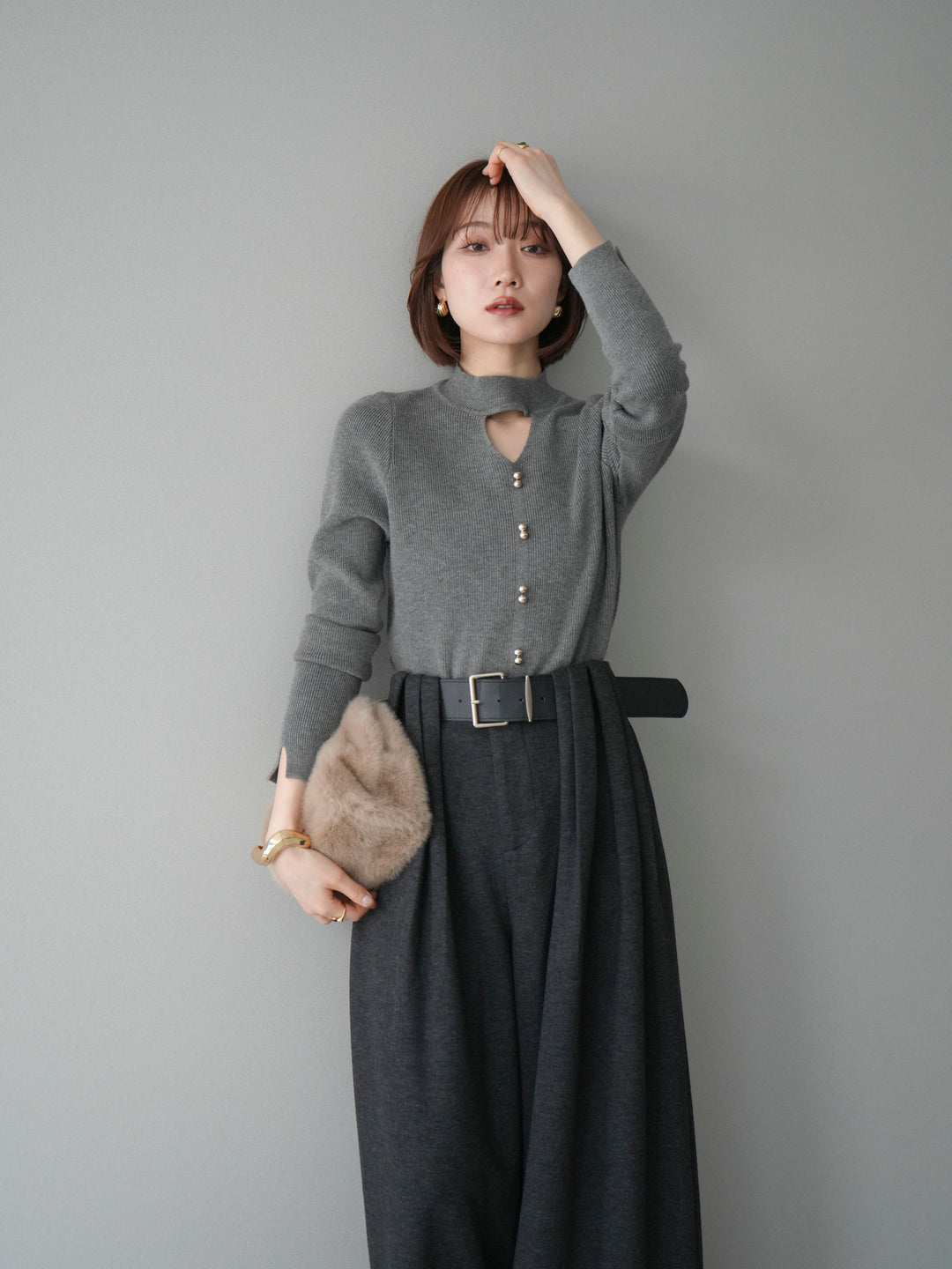 [予約]チョーカーデザインボタンリブニットトップス/gray