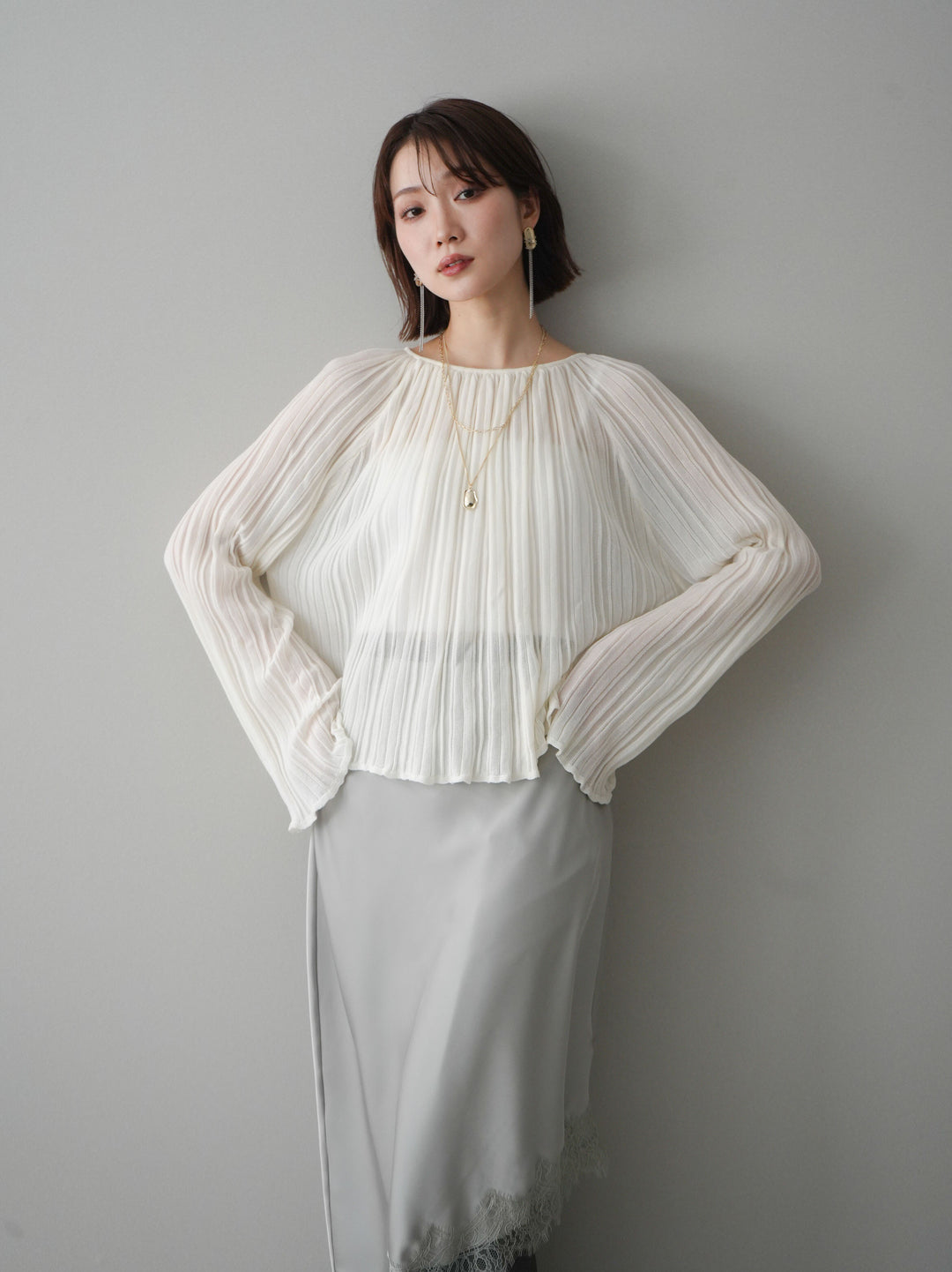 [SET]プリーツシアーフレアスリーブニットトップス+プリーツシアーフレアスリーブニットトップス(2set)