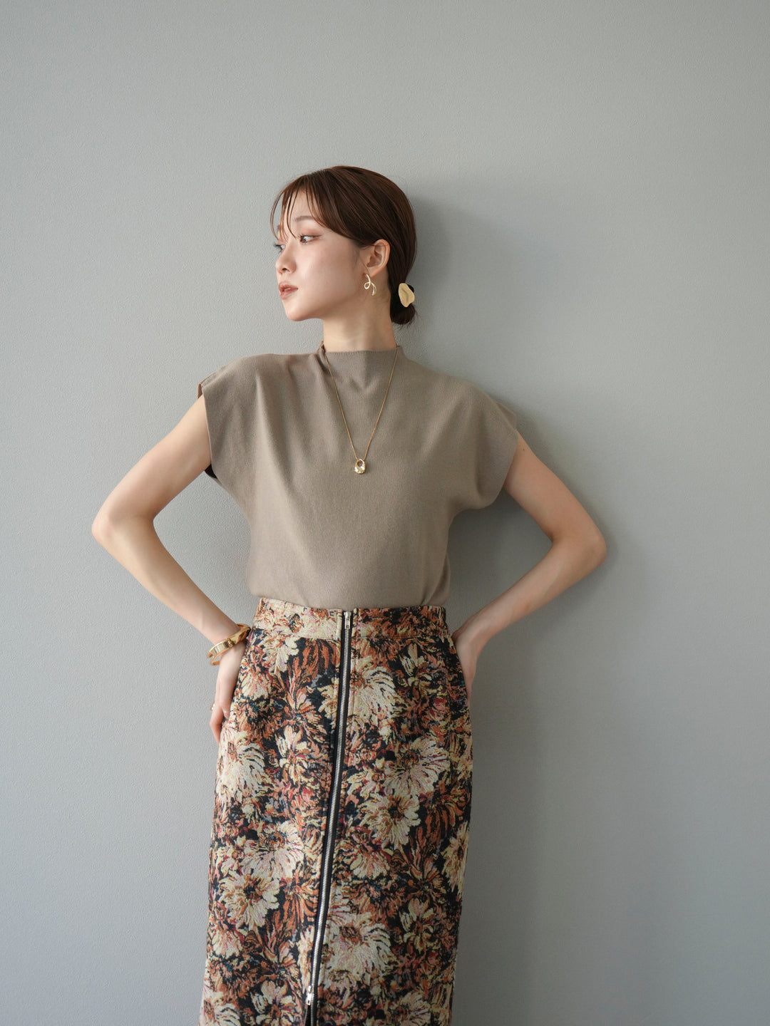 [SET]プチネックフレンチニットトップス+ゴブランフロントジップタイトスカート(2set)