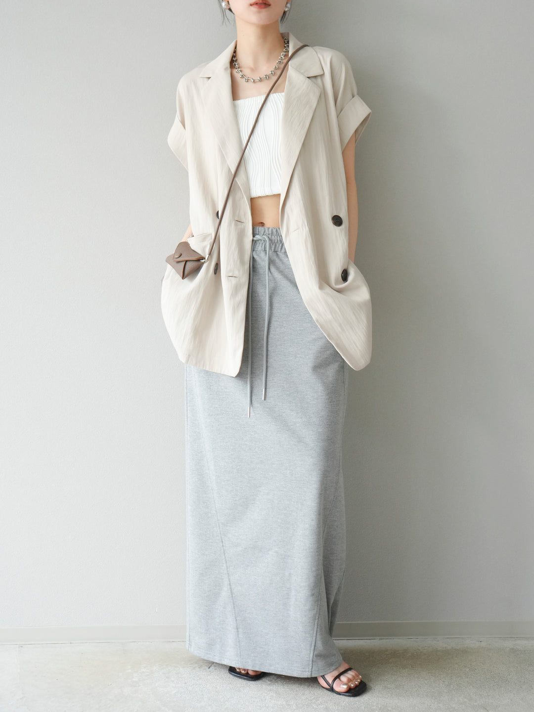 [預購]波浪滾邊杯裸色吊帶背心/可脫