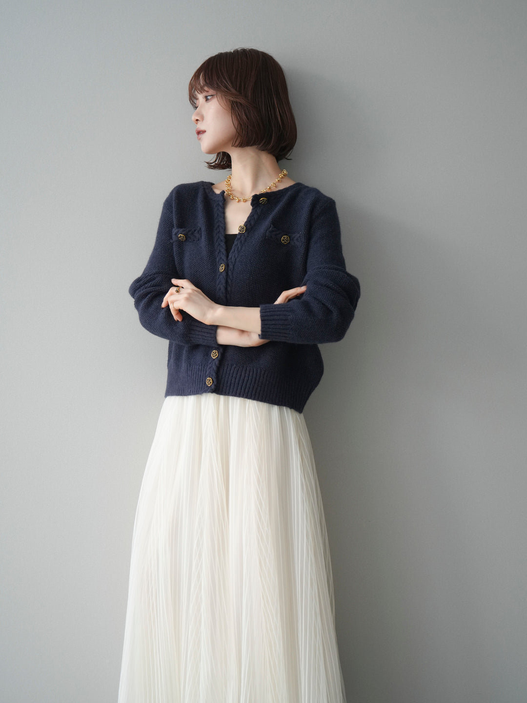 [予約]編みこみアンティークボタンニットカーディガン/navy