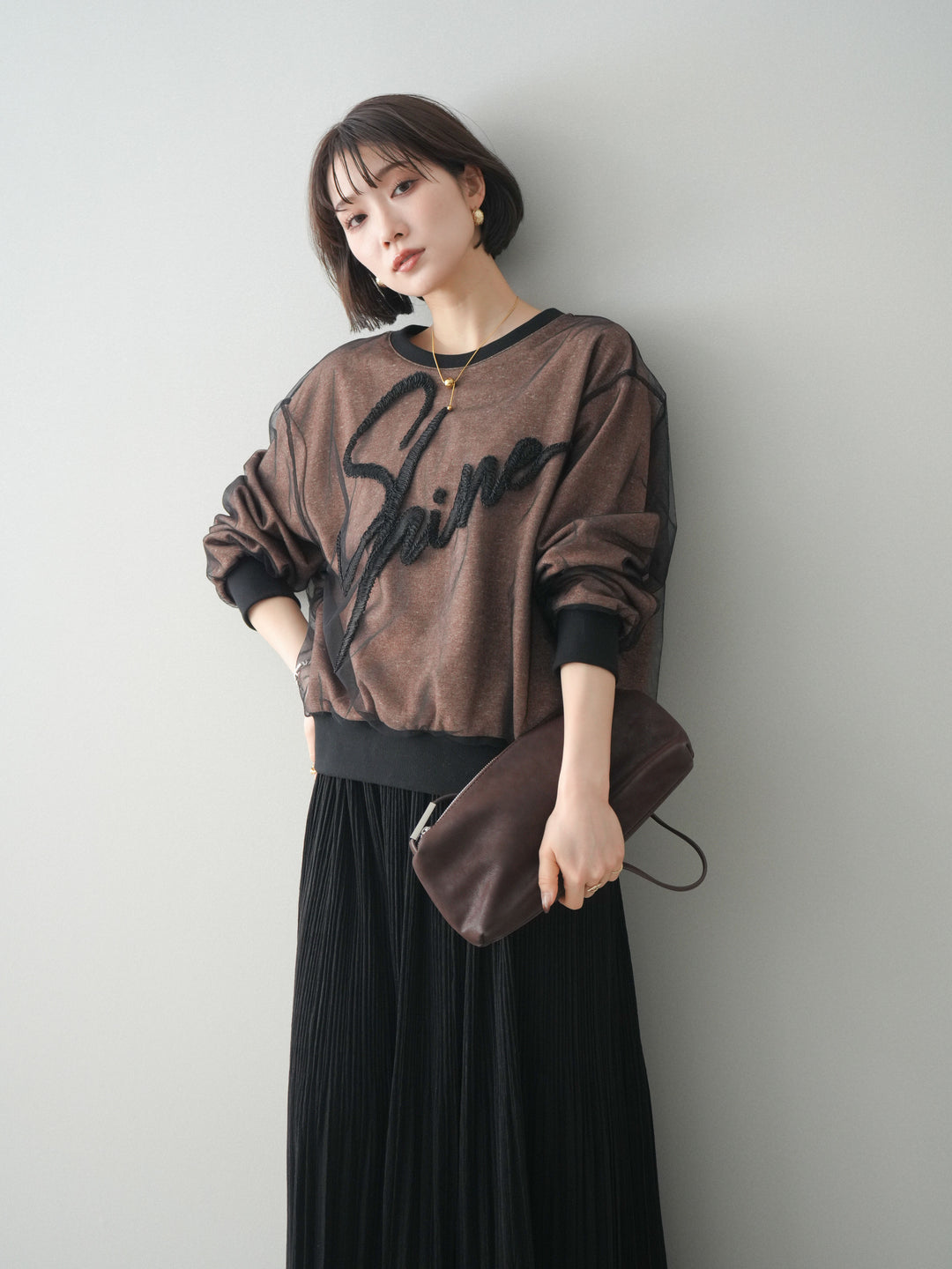 [予約]チュールレイヤードロゴスエットプルオーバー/brown