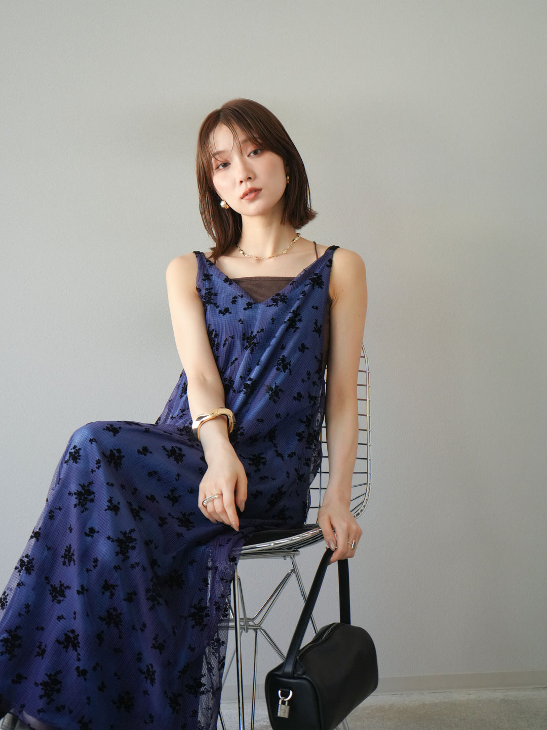 [SET]フロッキーチュールレイヤードベロアキャミワンピース+カップ付きバッククロスキャミソール(2set)