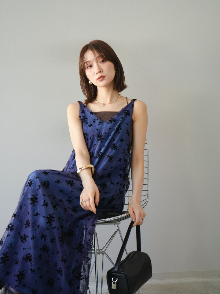 [SET]フロッキーチュールレイヤードベロアキャミワンピース+カップ付きバッククロスキャミソール(2set)