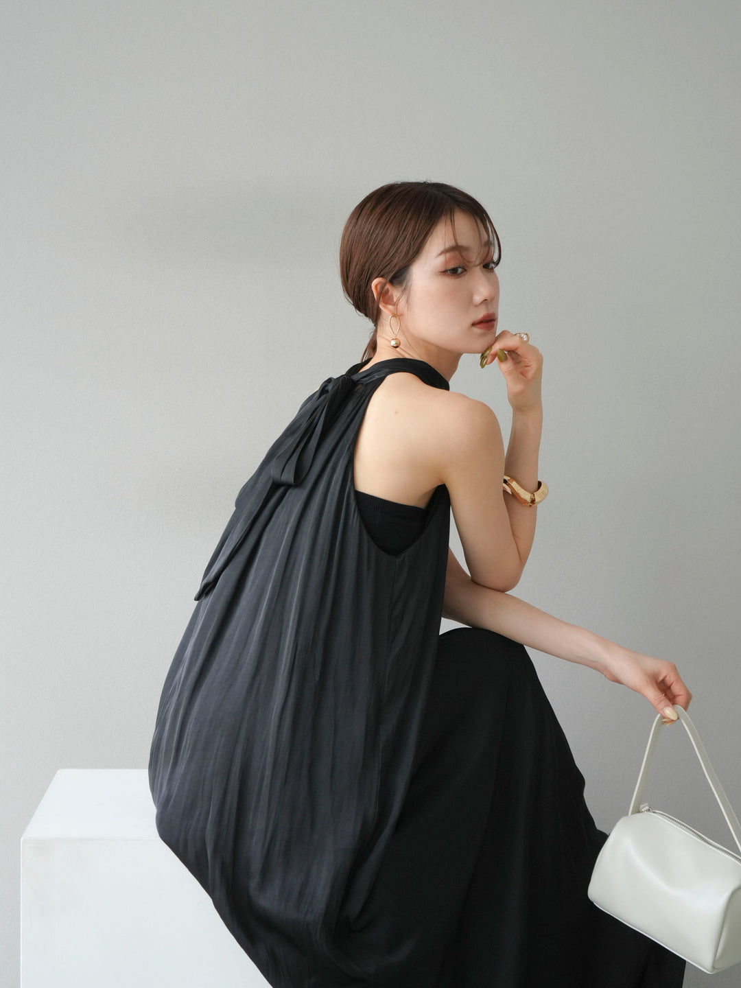 [予約]シャイニーホルターワンピース/ブラック