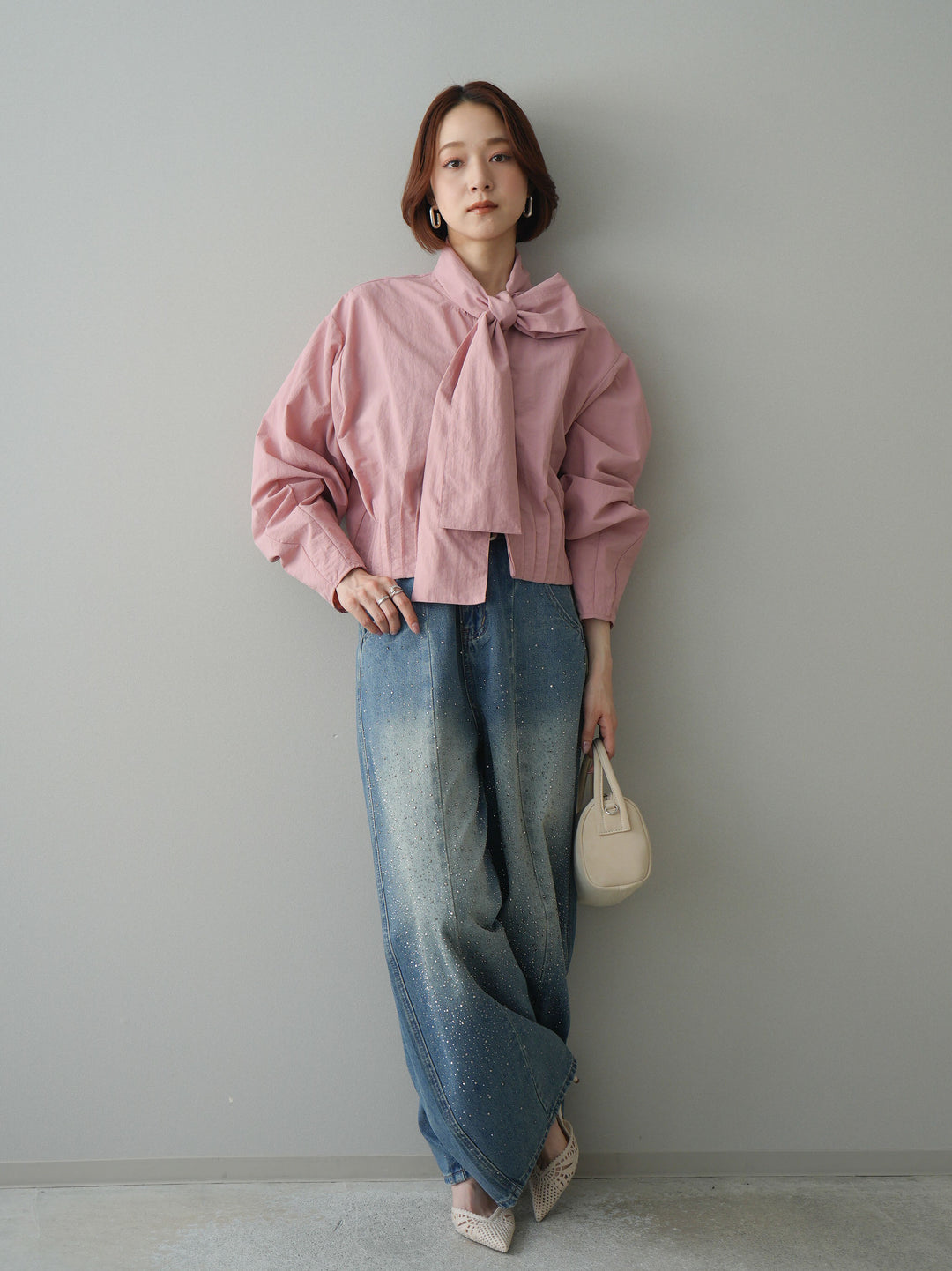 [SET]ボウタイ裾プリーツライトジャケット+フロントビジューカーブデニムパンツ(2set)