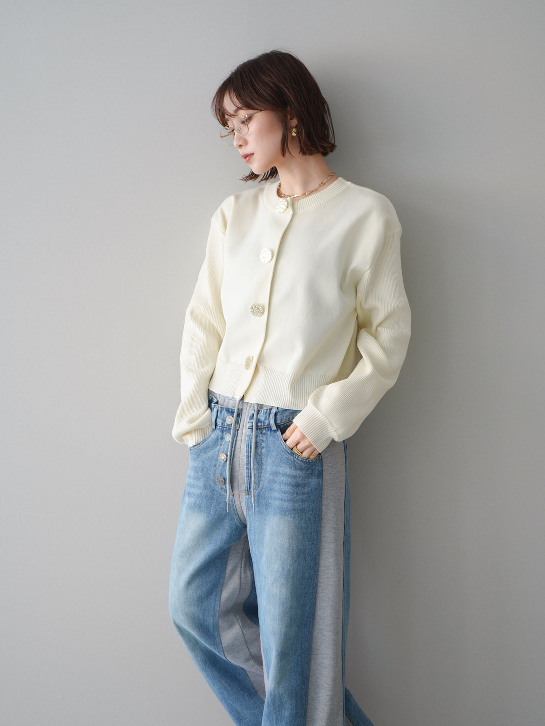 [SET]メタルボタンクルーネックニットカーディガン+デニム切替スウェットパンツ(2set)