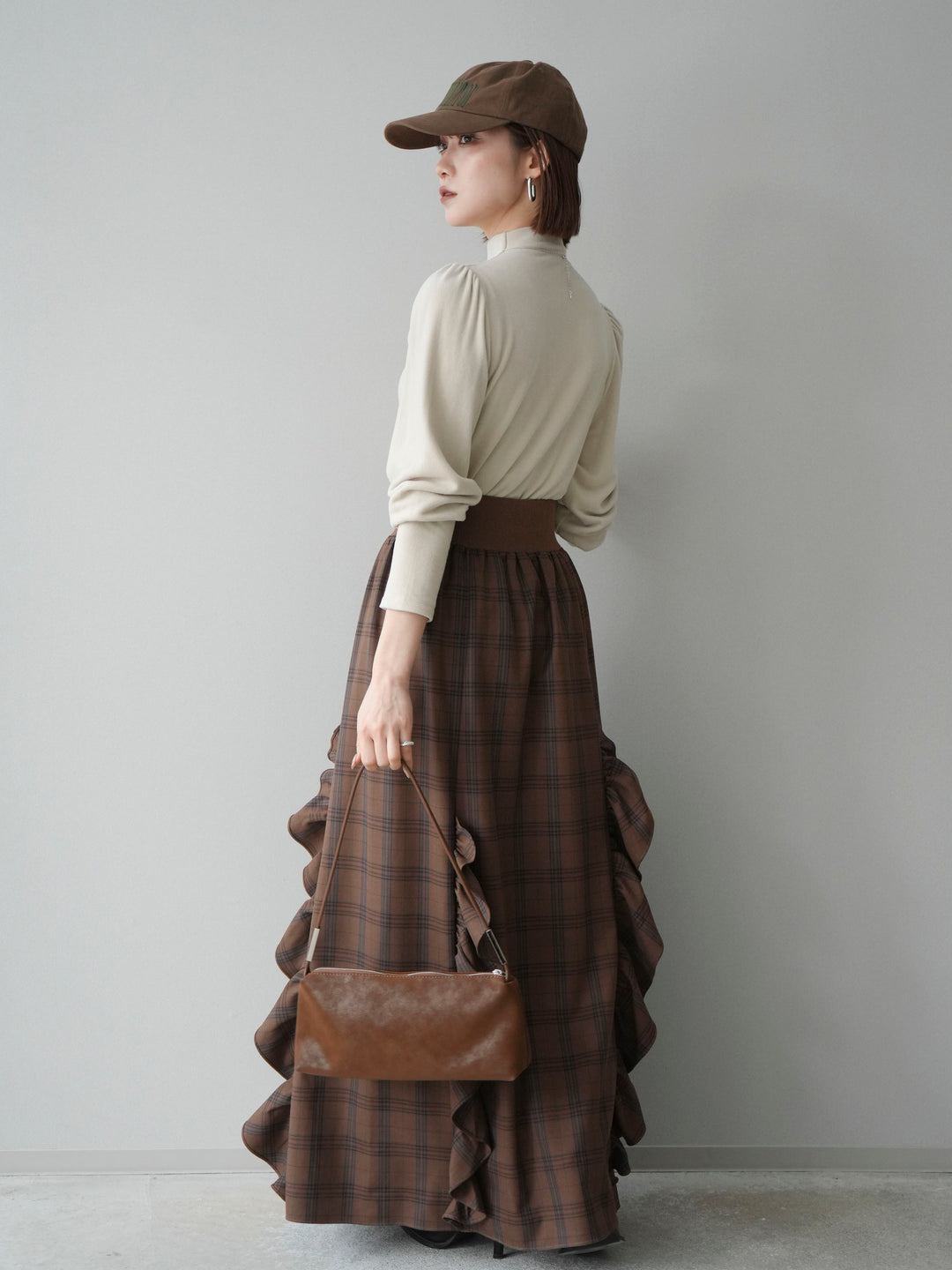 [SET]プチネックパワーショルダー起毛トップス+チェック柄フリルハイウエストマキシスカート(2set)
