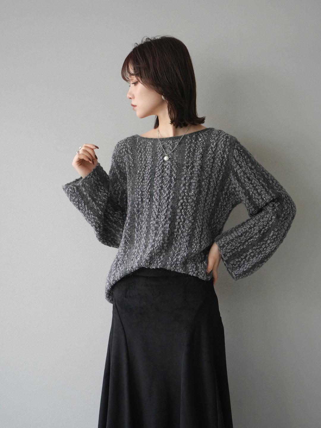 [予約]スパンコール異素材ストライプニットプルオーバー/gray