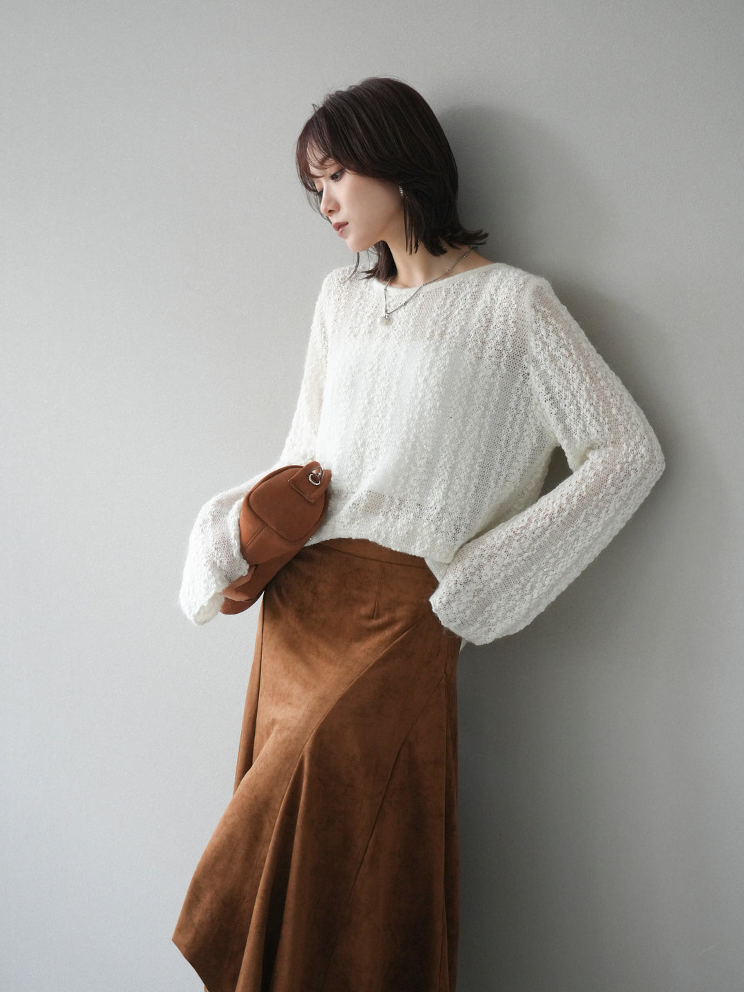 [予約]スパンコール異素材ストライプニットプルオーバー/white