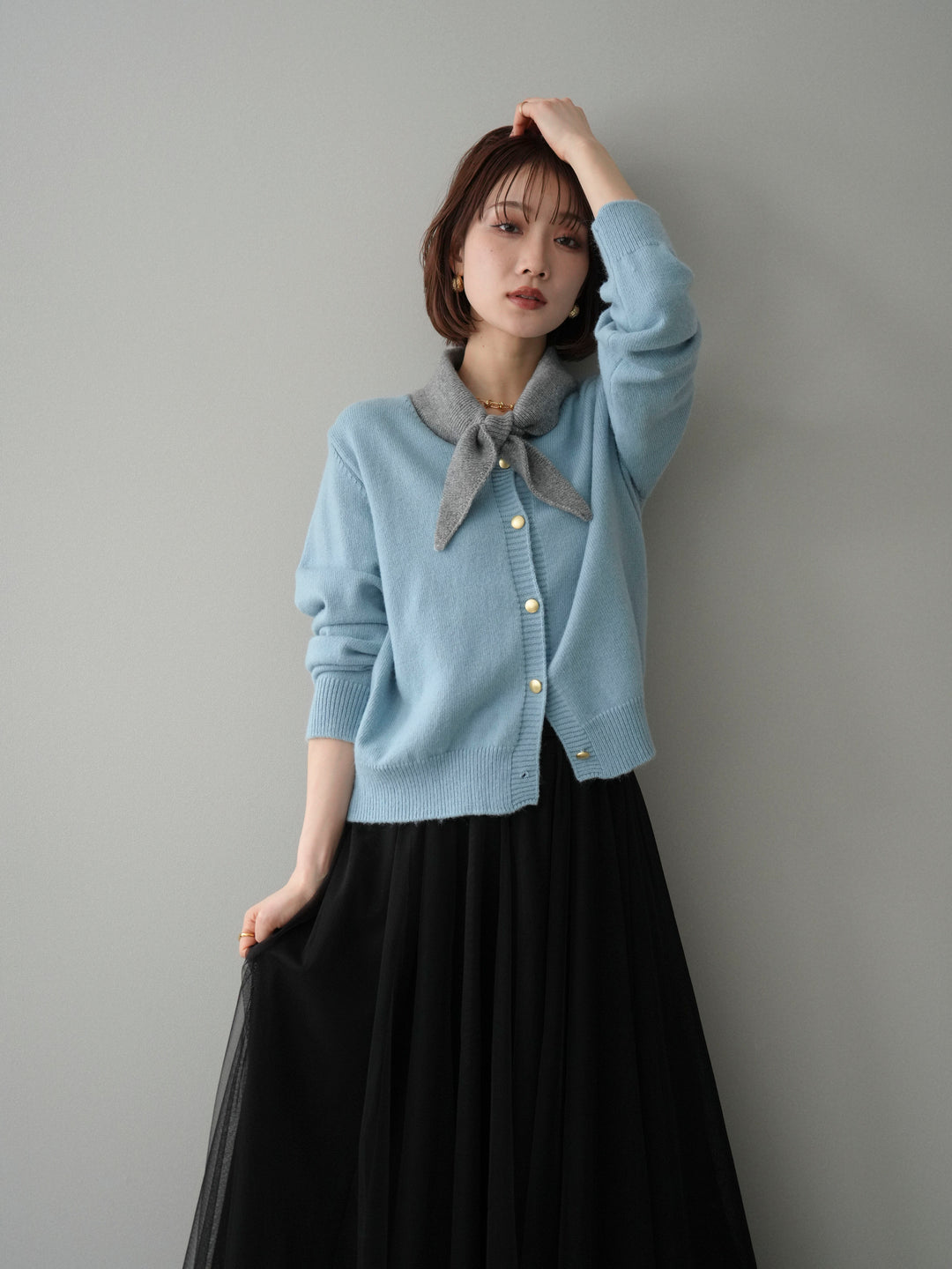 [予約]デザイン襟ニットカーディガン/blue