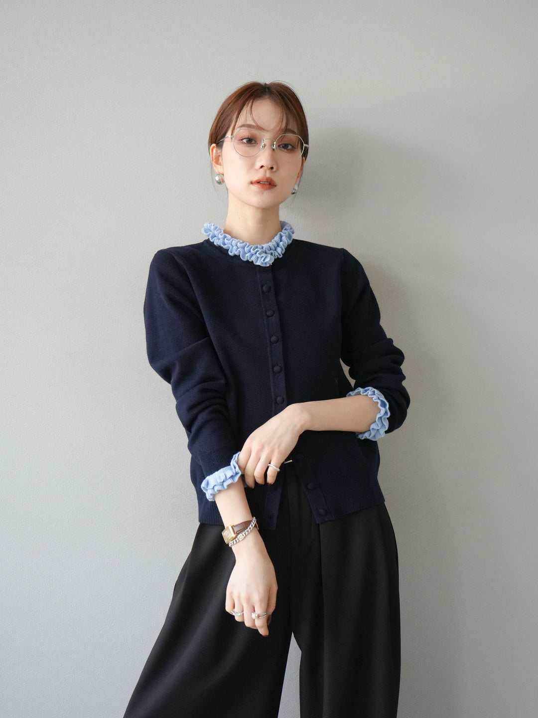 [予約]フリルデザインコンパクトニットカーディガン/ネイビー