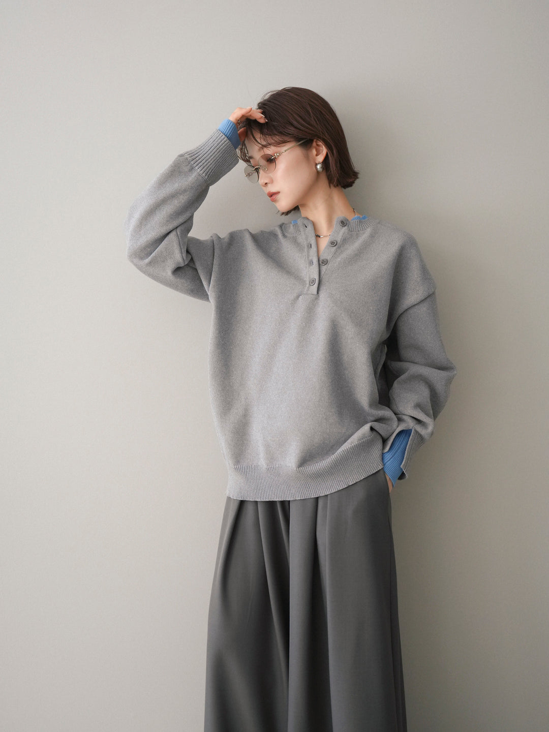 [予約]2WAYネック配色レイヤードニットプルオーバー/gray