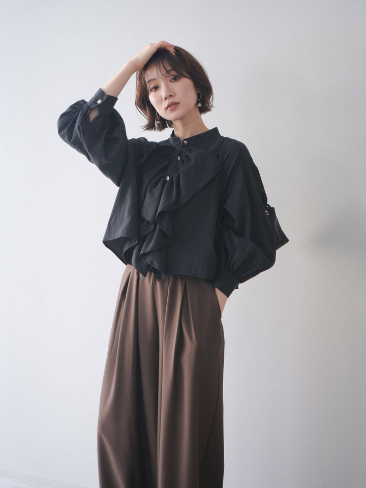 [予約]ラッフルフレアショートブラウス/black