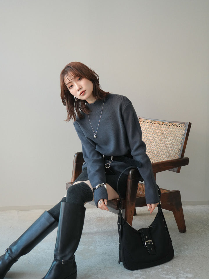 [予約]ボトルネック裾カールリブニットトップス/charcoal