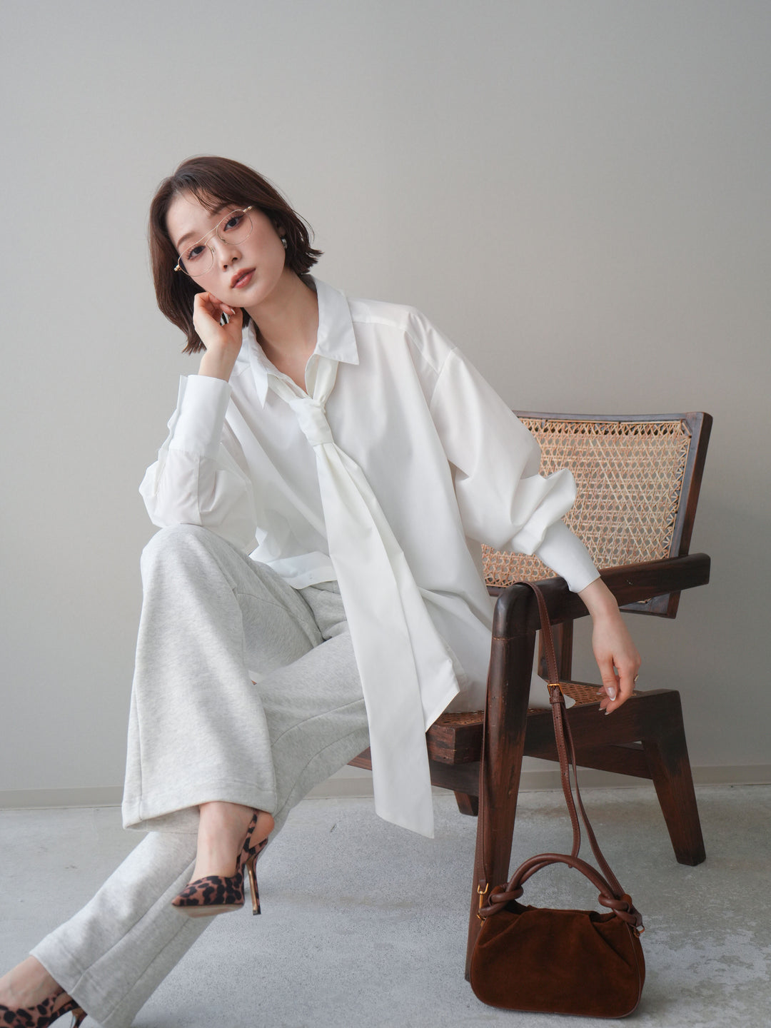 [予約]ボウタイ付オーバーシャツ/white