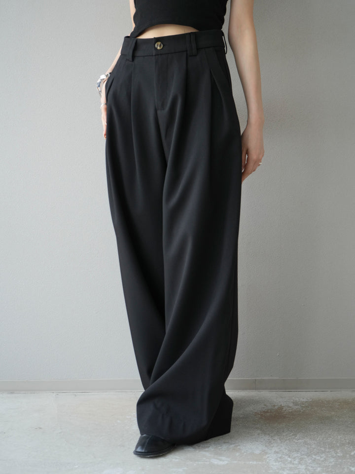 [予約]ダブルタックワイドパンツ/ブラック