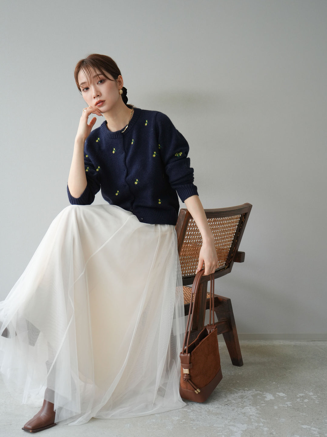 [SET]フラワー刺繍ニットカーディガン+チュールボリュームスカート(2set)