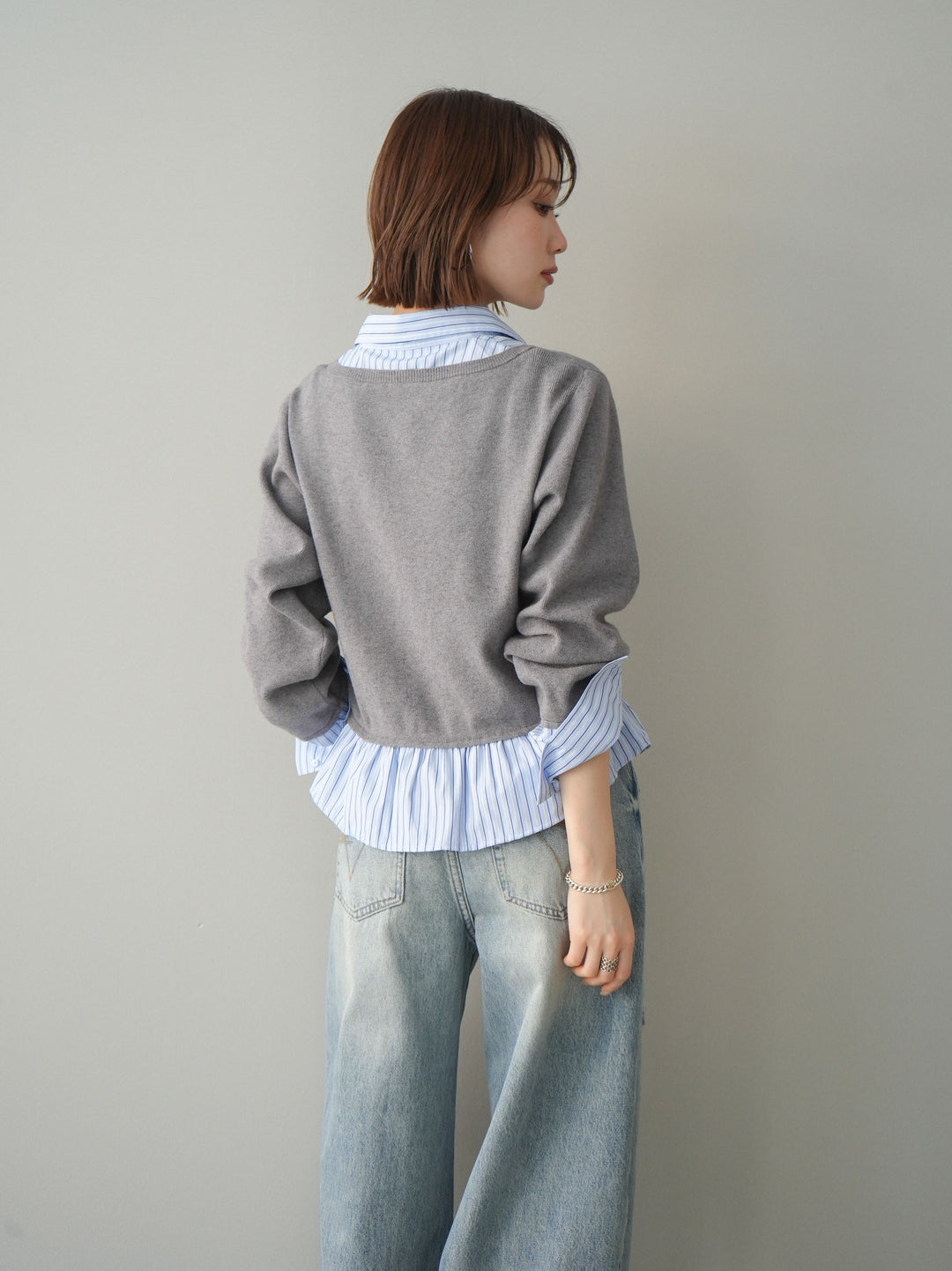 [予約]ストライプシャツUネックドッキングニットプルオーバー/graybluestripeA