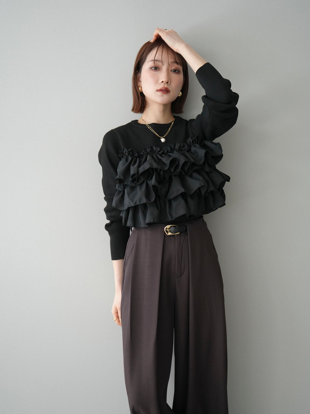 [予約]フリルビスチェドッキングスポンジニットプルオーバー/black