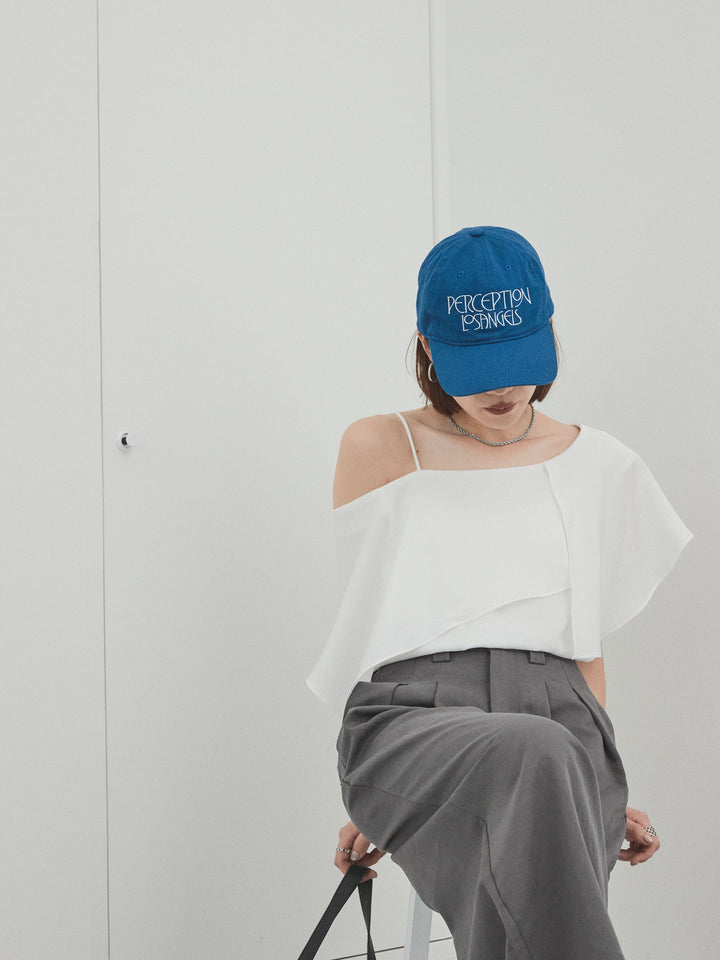 [予約]ワンショルラッフルブラウス/オフ