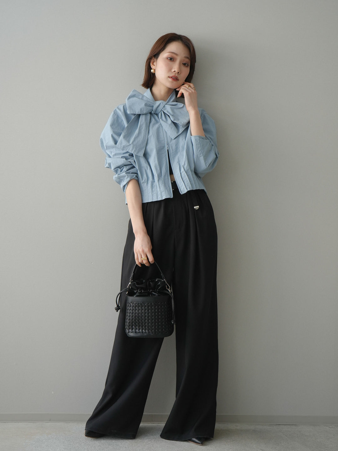 [SET]ボウタイ裾プリーツライトジャケット+ベルト付キーホルダーモチーフワイドパンツ(2set)