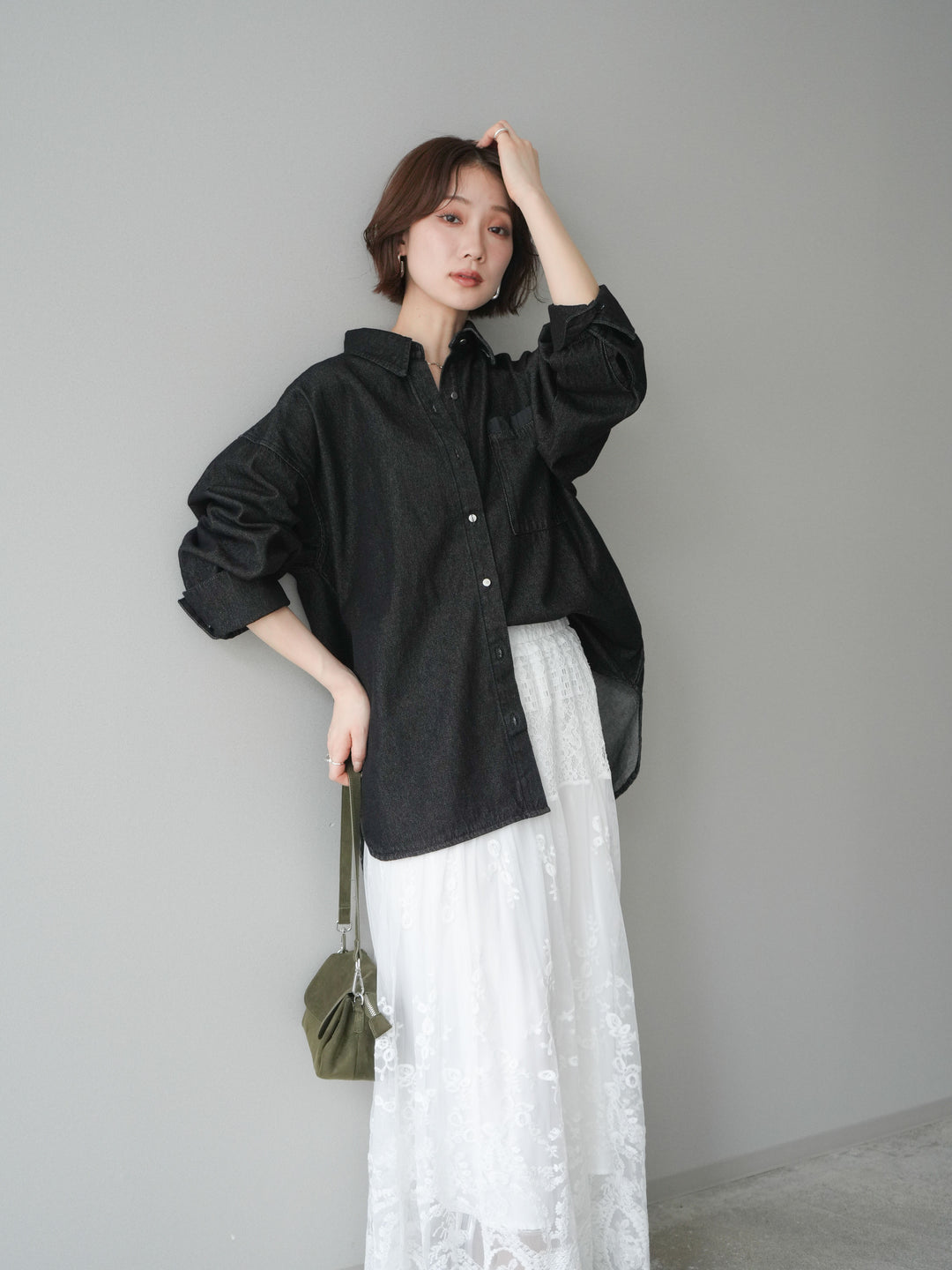 [予約]ポイントレザーオーバーデニムシャツ/black