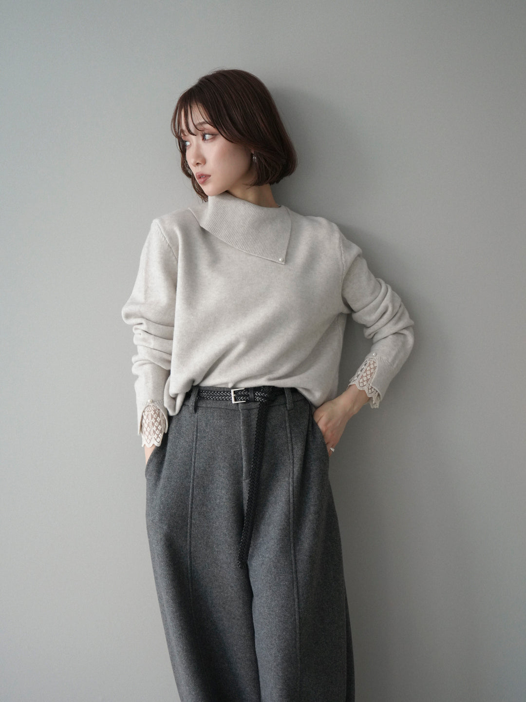 [SET]袖レースパール付き配色ニットトップス+ウールタッチカーブパンツ(2set)