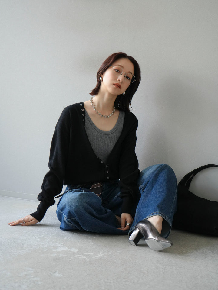 [予約]デザインボタンニットカーディガン＆タンクトップSET/ブラック