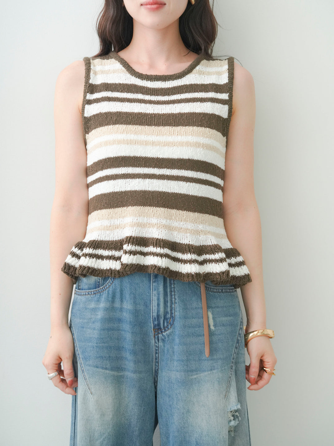 [予約]マルチボーダーフリルヘムノースリニットトップス/brown