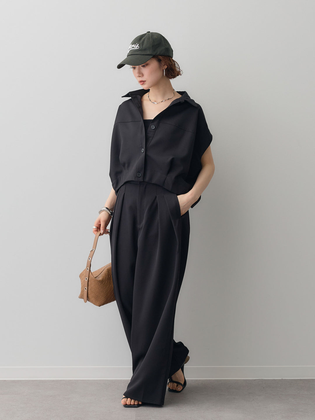 【套裝】縐綢燈籠無袖襯衫 + 縐綢闊腿褲（兩件套）