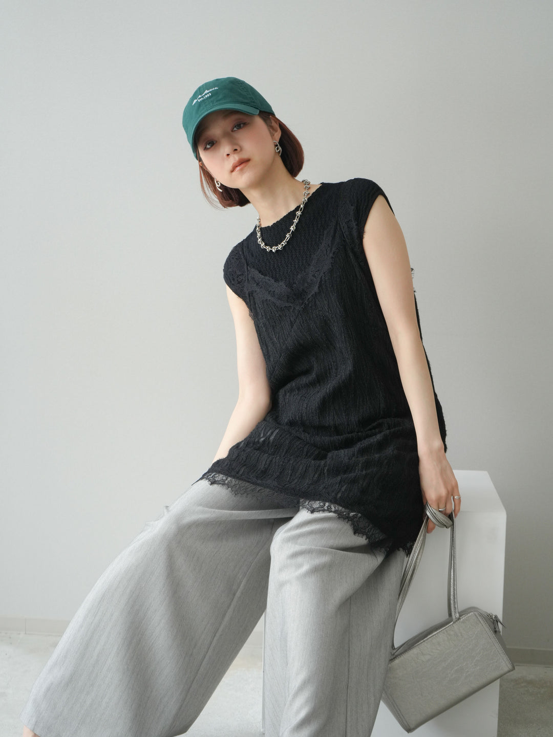 [予約]レース切替ジャガードニットロングキャミソール/black