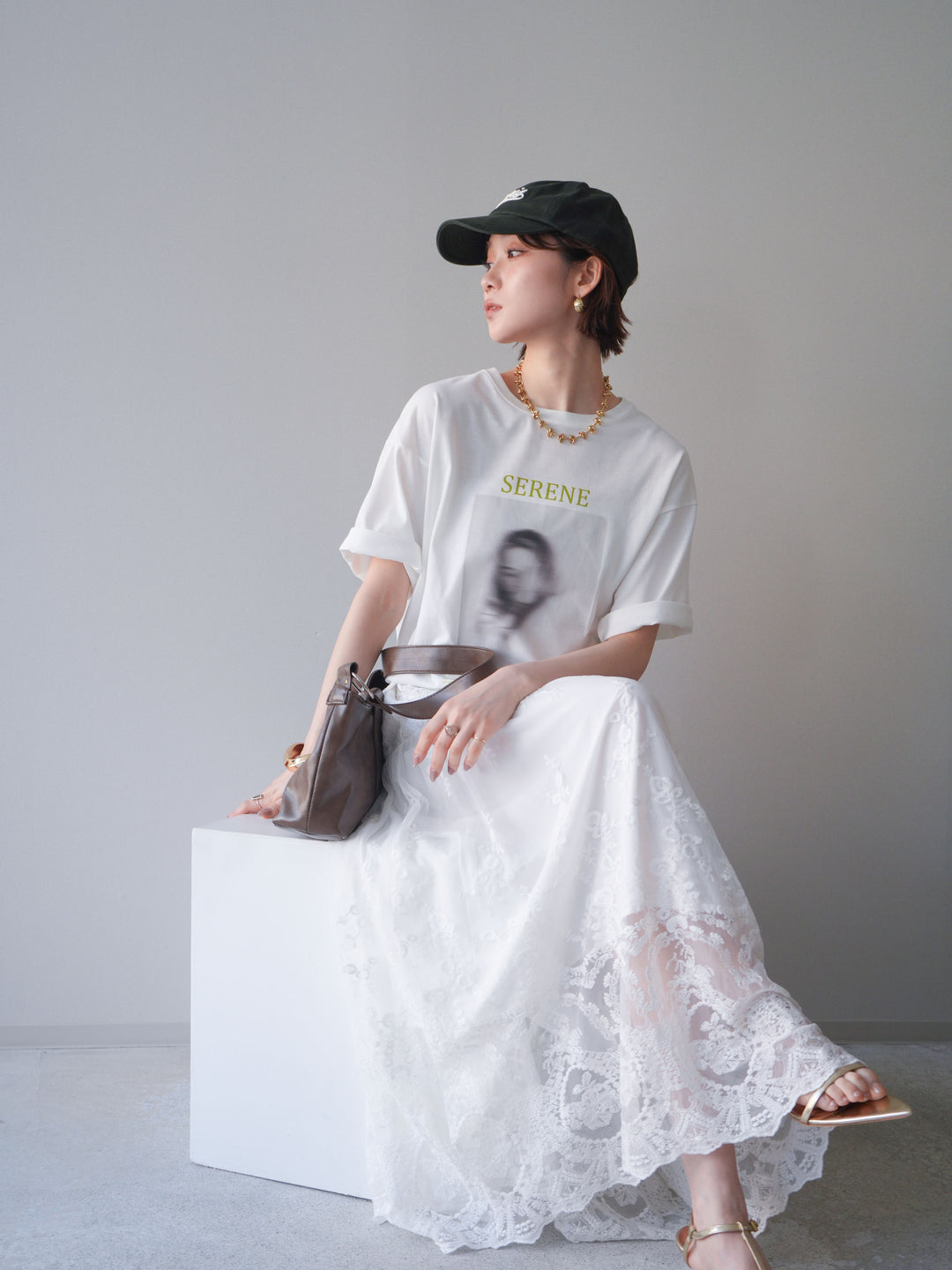 [SET]ブラーアートフォトTシャツ+シアーレースマキシスカート(2set)