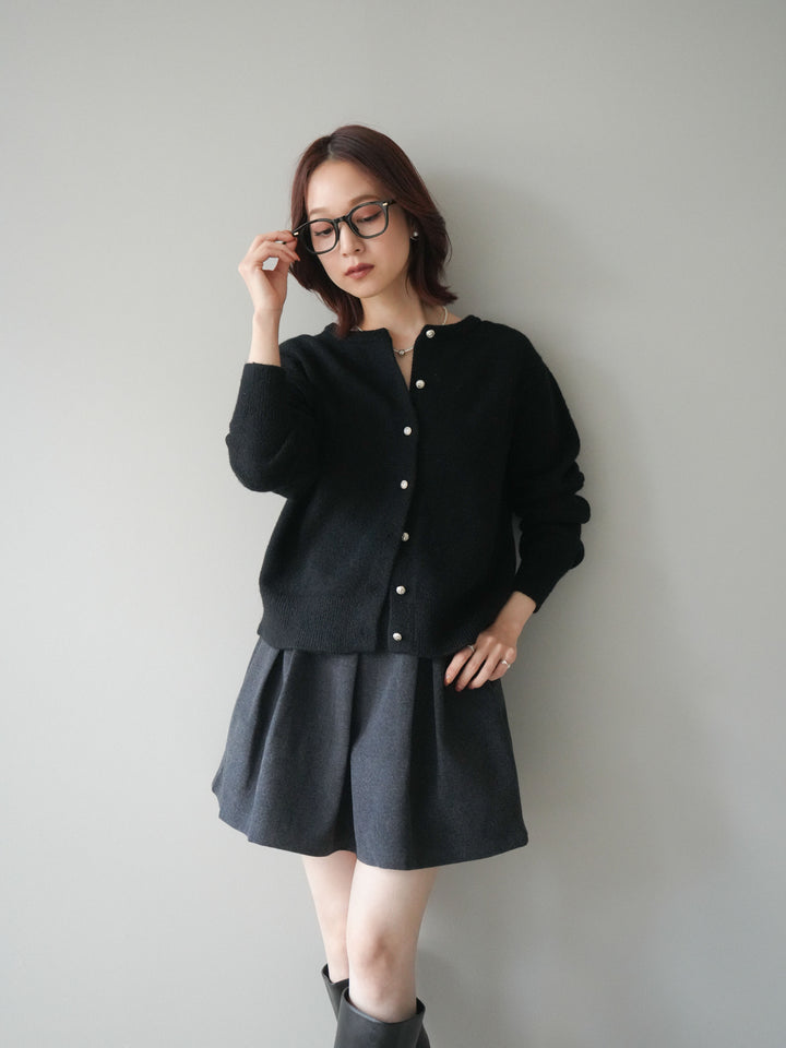 [SET]アンティークボタンニットカーディガン+ベルト付きタックミニスカート(2set)