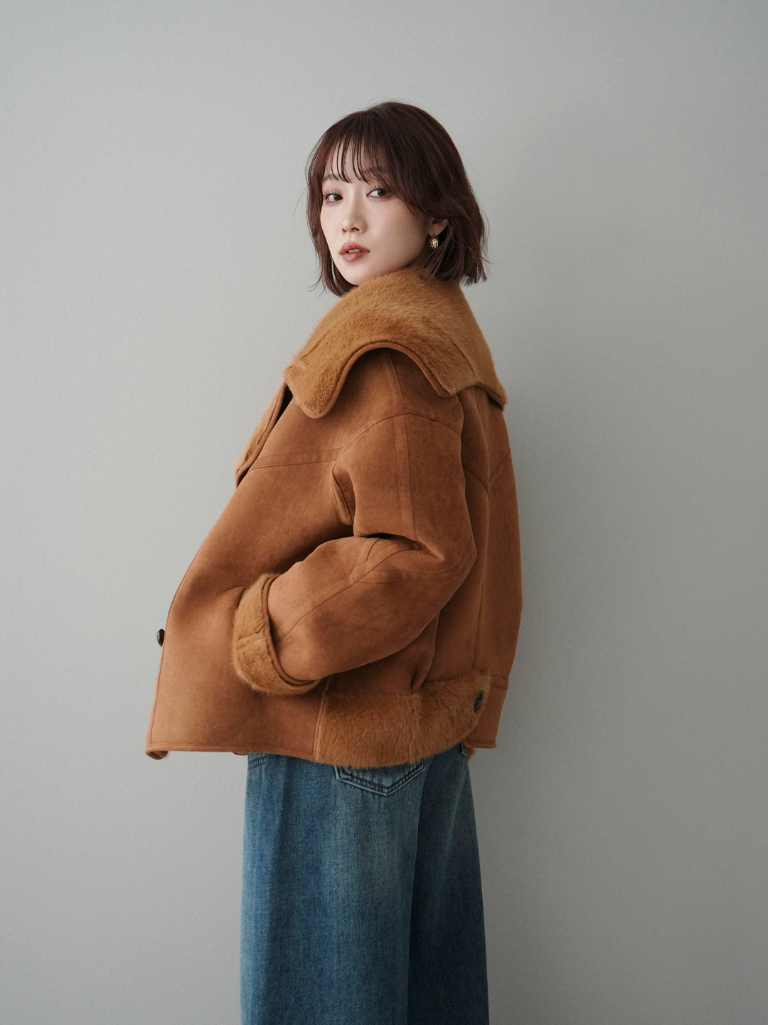 [SET]ムートンショートジャケット+ベルト付裏起毛カーブデニムパンツ(2set)