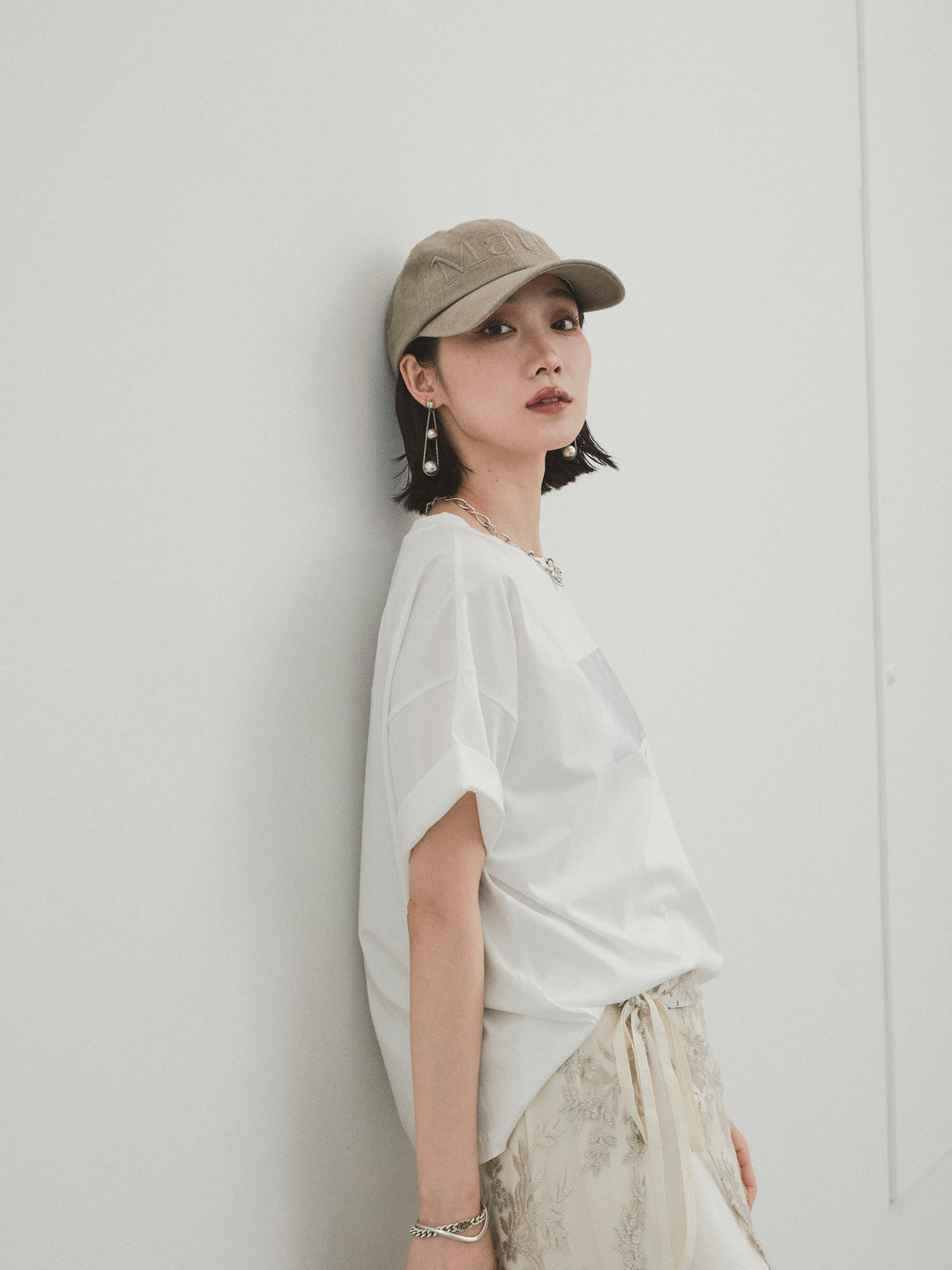 [套裝] 燙金印花乾爽棉質 TEE + 寬鬆窄裙 (2 套)