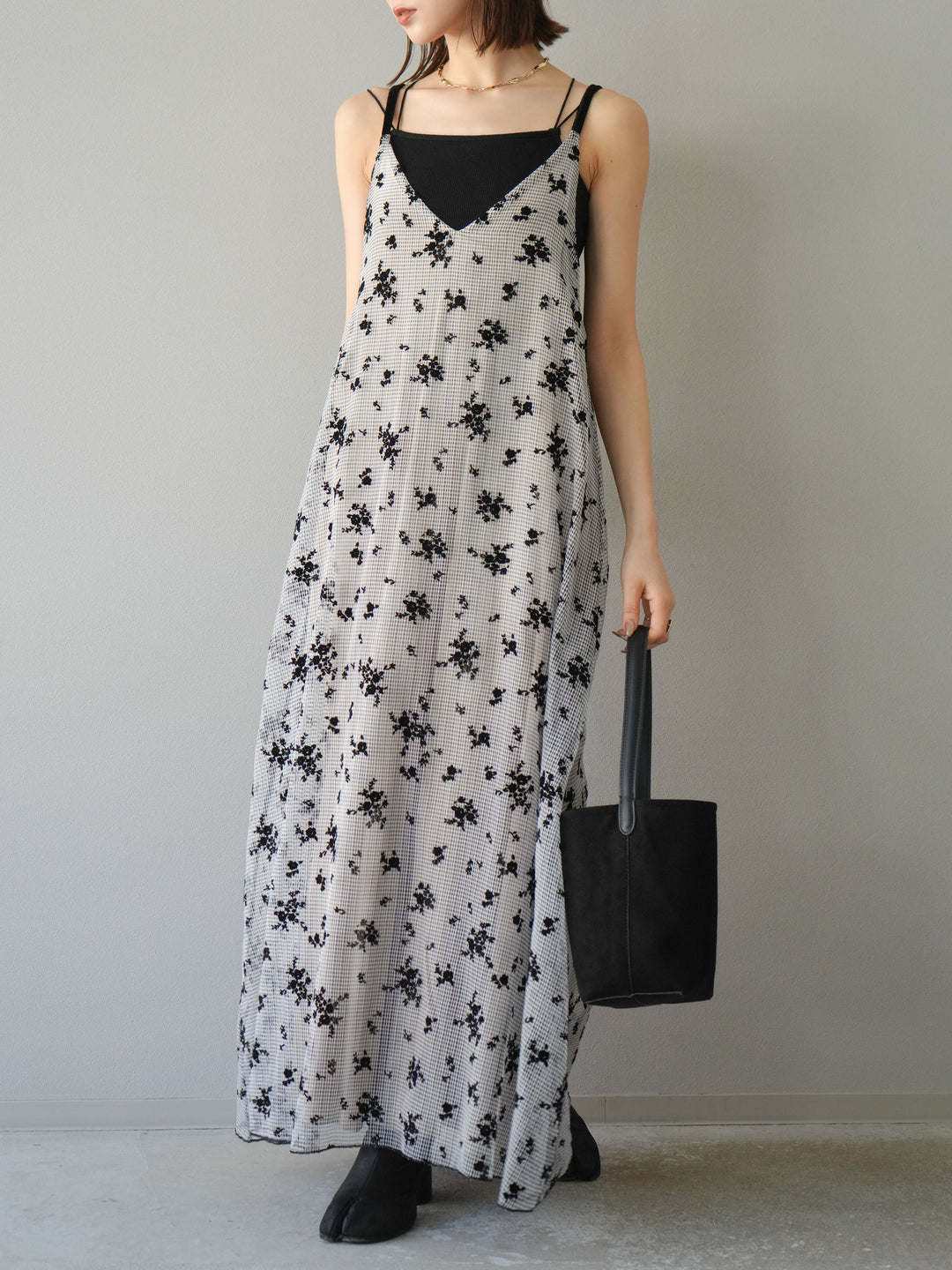 [SET]フロッキーチュールレイヤードベロアキャミワンピース+カップ付きバッククロスキャミソール(2set)