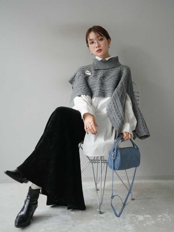 [予約]ケーブル編みニットケープ/グレー