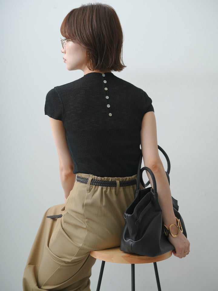 [予約]シアーバックボタンリブニットトップス/black