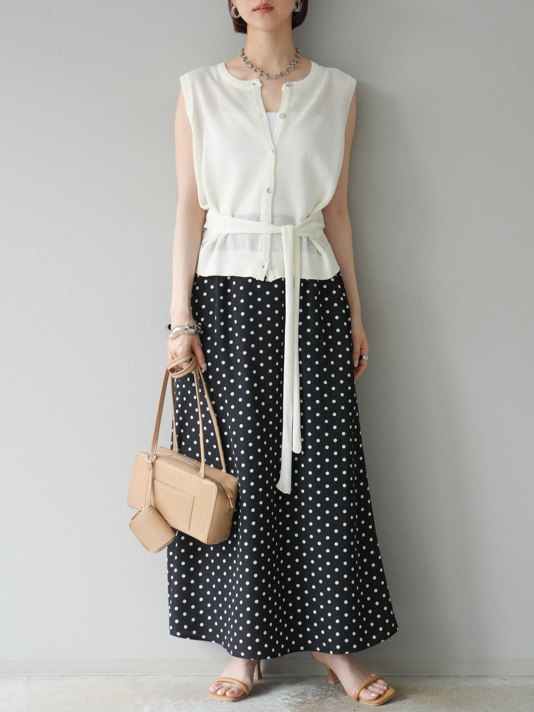 [予約]ウエストベルトニットベスト/アイボリー