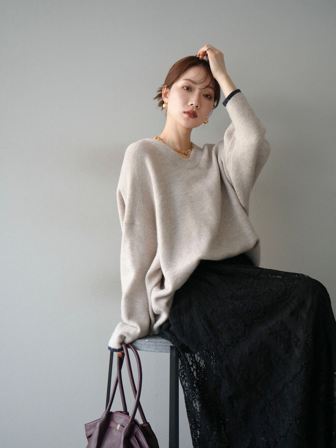 [SET]Vネック配色スリーブニットプルオーバー+選べるアクセセット(2set)